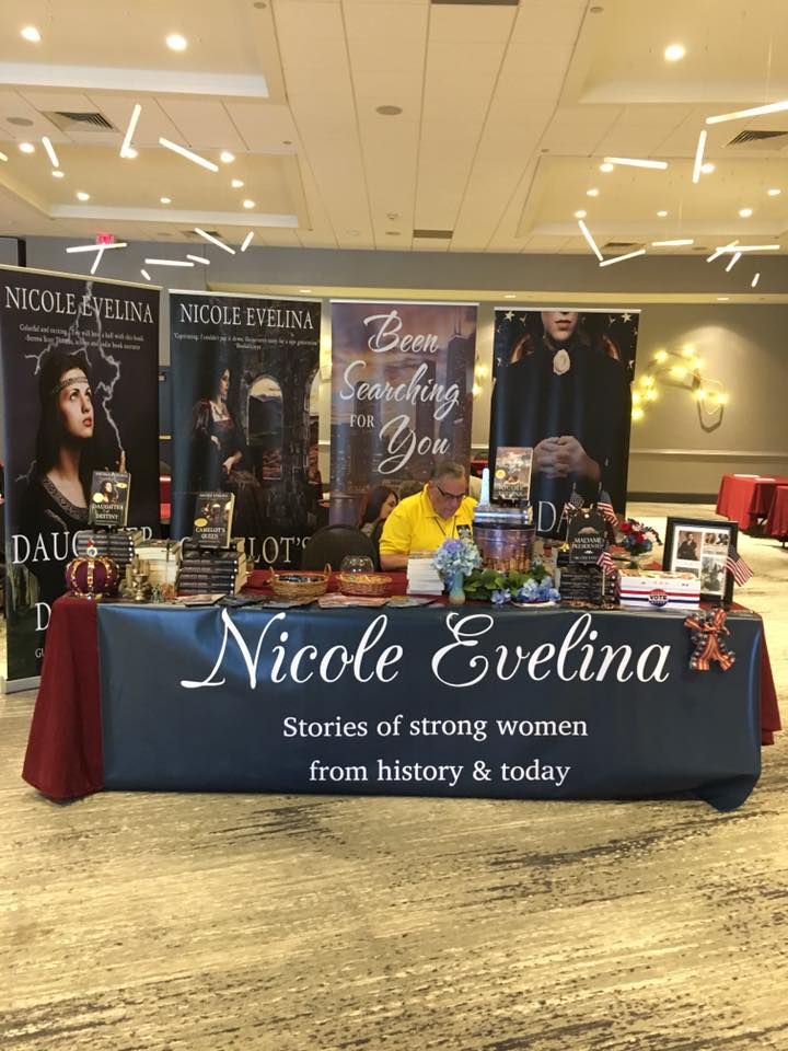 How To Set Up a Book Signing (Pro Tips & Checklist)